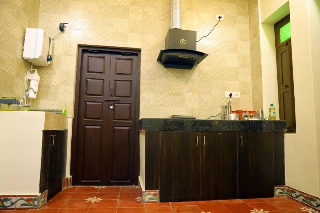 Heritage Home With 3 Bed/3 Bath With Kitchen In A Residential Neighborhood. 마두라이 외부 사진